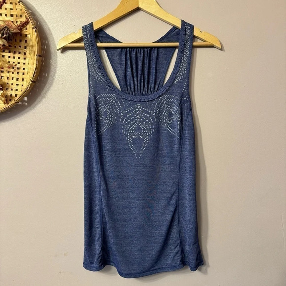Lululemon Blue/Purple Feather Print Racer Back Tank Top  Size 4 RARE Print - Picture 1 of 8